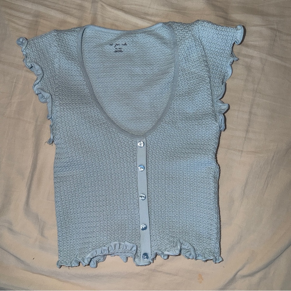 Hollister cropped shirt